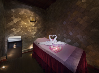 Admiral Plaza – Image 5